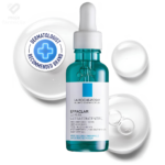 La Roche-Posay Effaclar ultra koncentrirani noćni serum protiv nepravilnosti u tamnoplavoj staklenoj bočici s pipetom od 30ml.