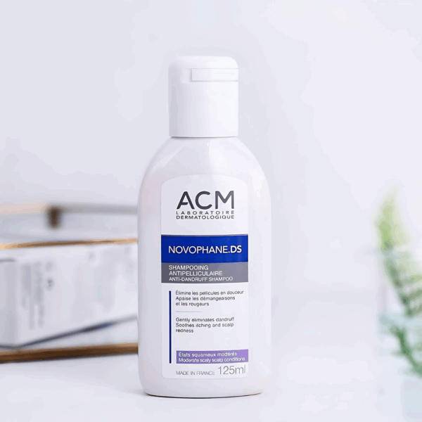 Slika proizvoda ACM Laboratoire Novophane DS šampon kod umjerene peruti iz online apoteke Moja Farmacija - BIH