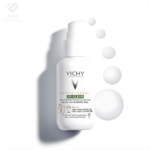 Vichy Capital Soleil UV-CLEAR SPF 50+ fluid protiv akni i masnog sjaja, formula sa salicilnom kiselinom i niacinamidom.