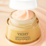 VICHY Neovadiol Magistral SPF 50 (50ml) - Dnevna krema za čvršću kožu i protiv mrlja - Slika 4