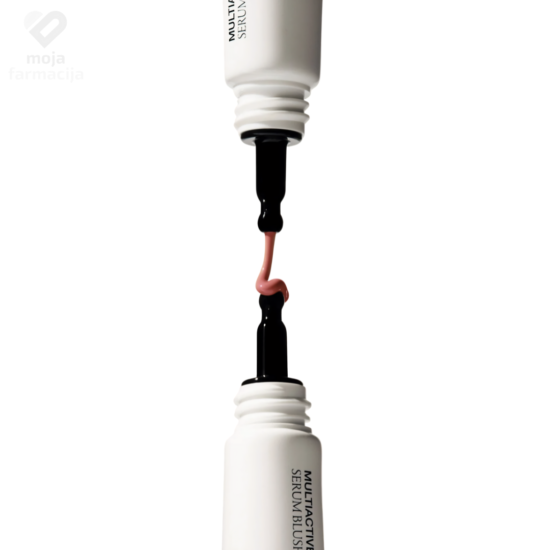 Vodeno-kremasta tekstura U1ST Multiactive Serum Blush rumenila na koži s prirodnim dewy sjajem.